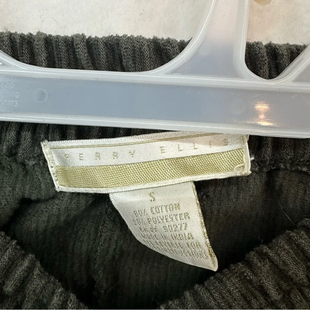 Perry Ellis perry ellis